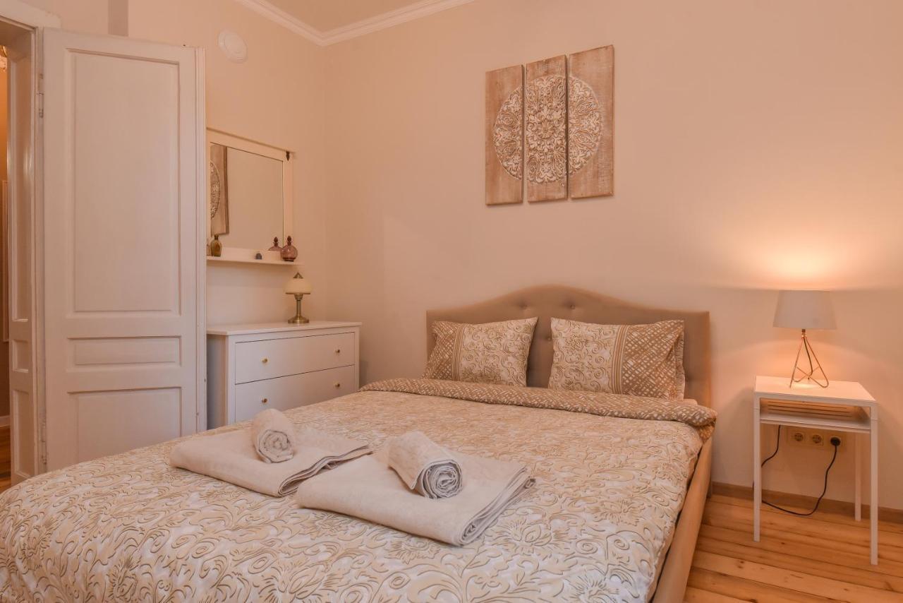 Spacious Vintage 2Br, 2Bath Apartment By Flat Mаnager Sofia Exterior photo